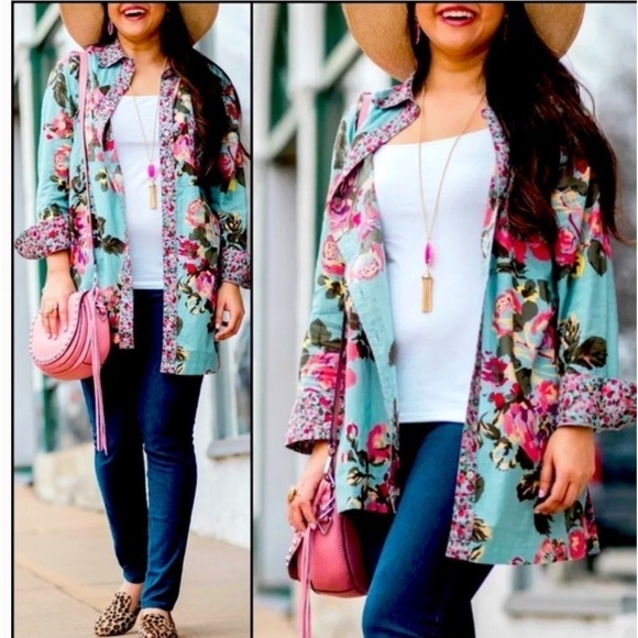 Soft Surroundings Scattered Floral Roses Tunic Blouse Shirt Top Size Medium - Picture 4 of 9